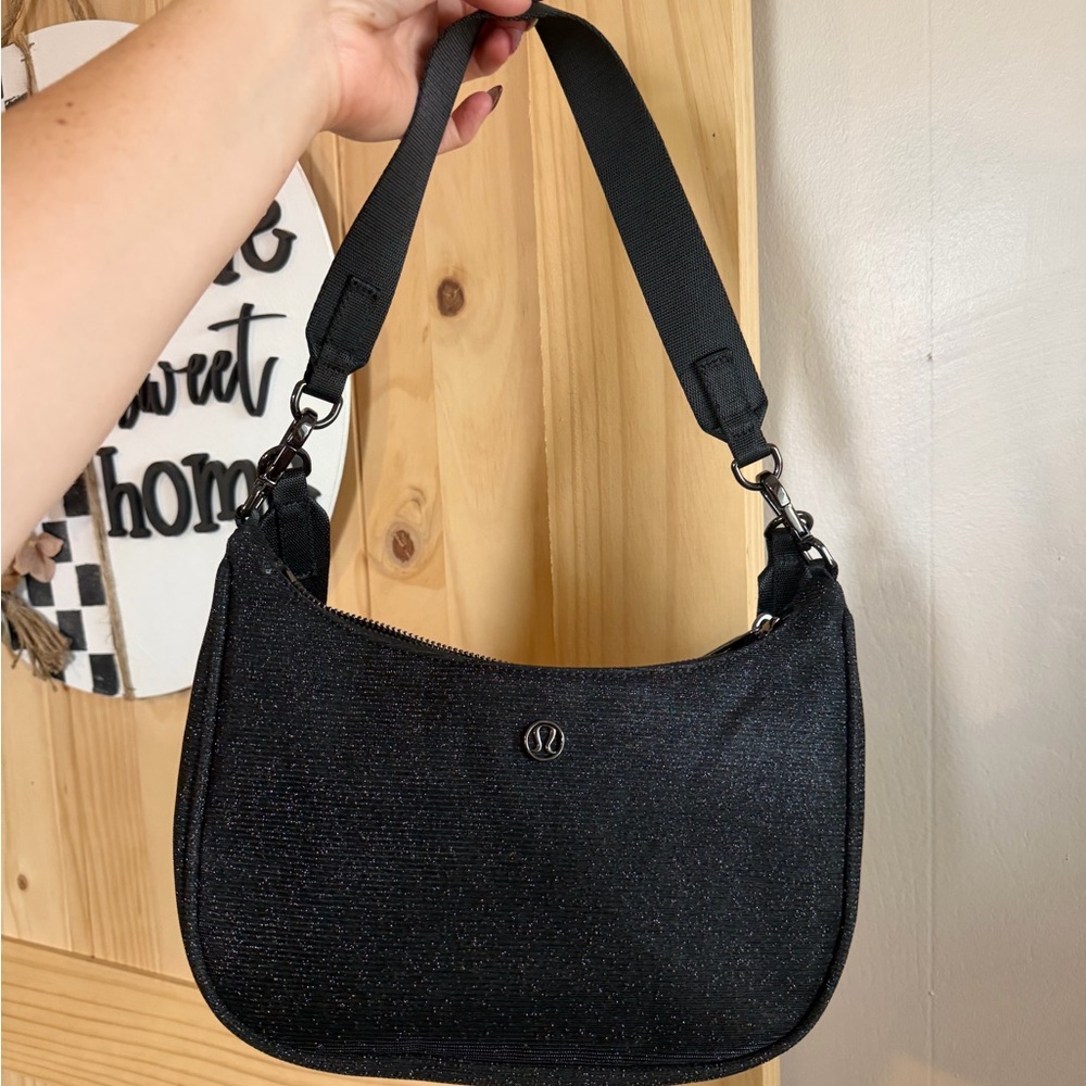 lululemon 3L black glitter crossbody/shoulder bag - Picture 6 of 7
